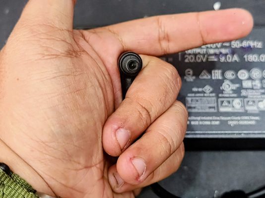 Sạc laptop Asus đầu to kim 180W 20V-9A tại Nha Trang