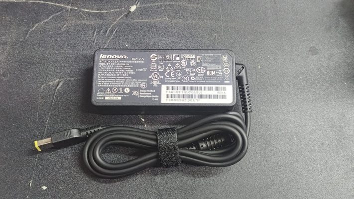 sạc laptop lenovo đầu USB kim tại nha trang 65W